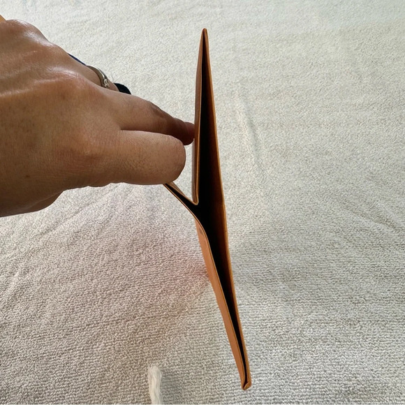 Louis Vuitton Small Paper Shopping Bag - Picture 6 of 6